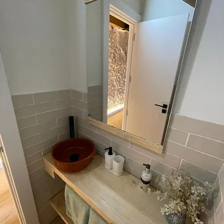 Semesterbostad & Mar *