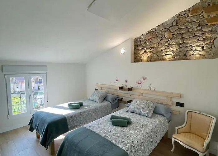 & Mar 카스트로우르디알레스