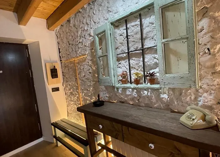 & Mar * 카스트로우르디알레스