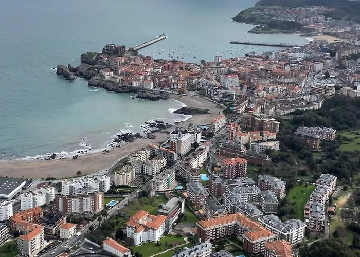 & Mar 펜션 카스트로우르디알레스